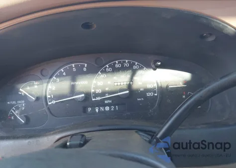 1998 Ford Explorer Eddie Bauer/Limited/Xlt z USA, uszkodzony, nr VIN 1FMZU35P5WUA08594